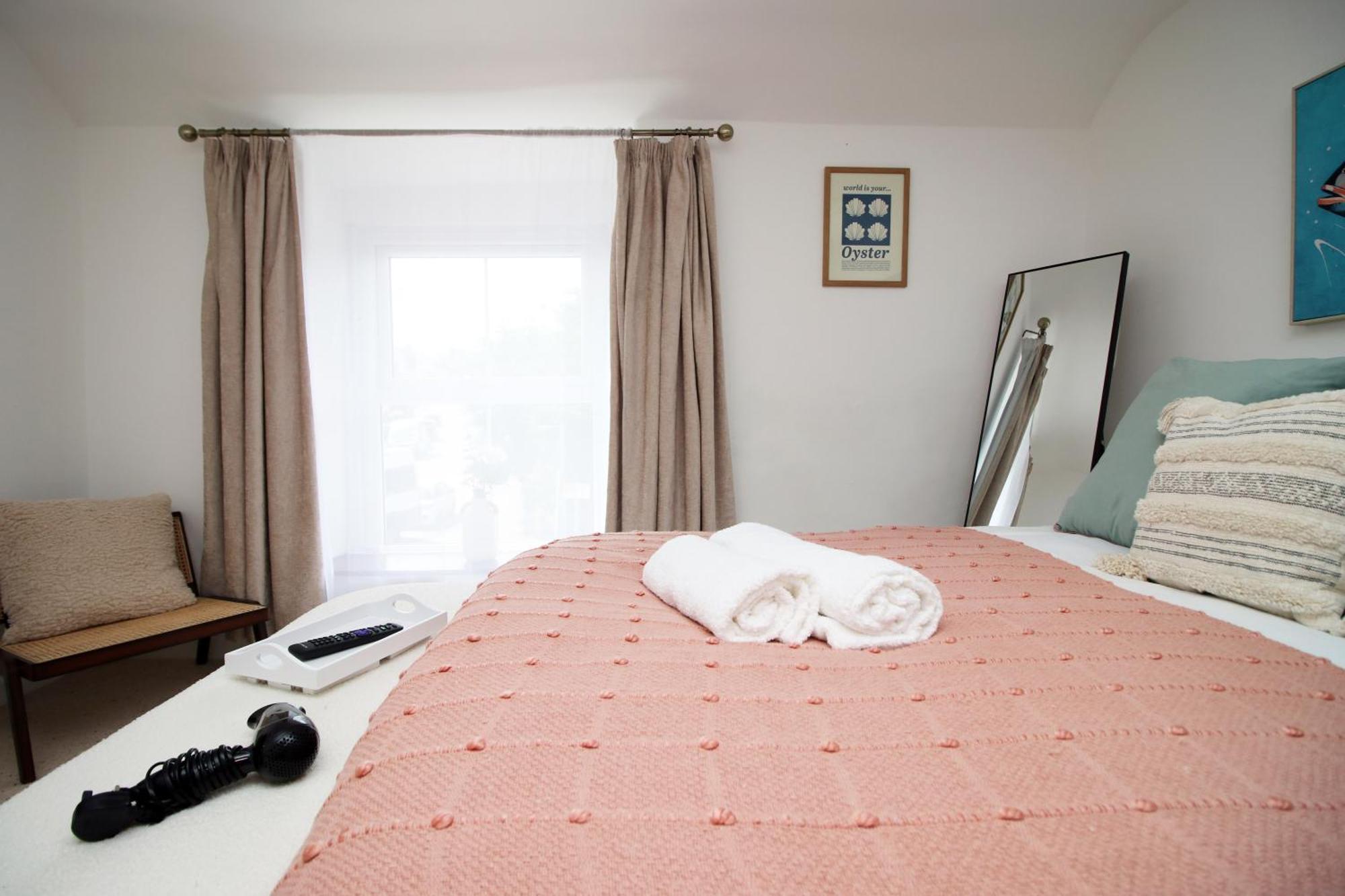 Little Gem In The Mumbles! Fishermans Cottage With Log Burner, Dog Friendly And Welcome Breakfast Hamper! 외부 사진