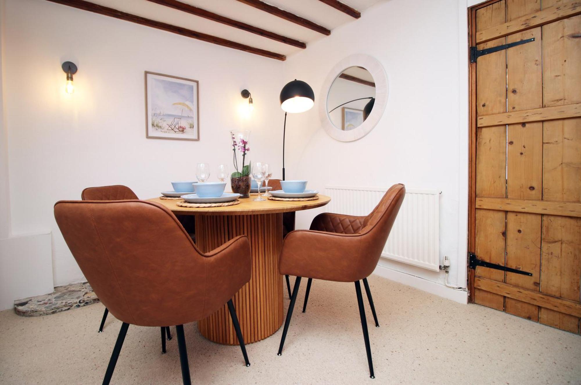 Little Gem In The Mumbles! Fishermans Cottage With Log Burner, Dog Friendly And Welcome Breakfast Hamper! 외부 사진