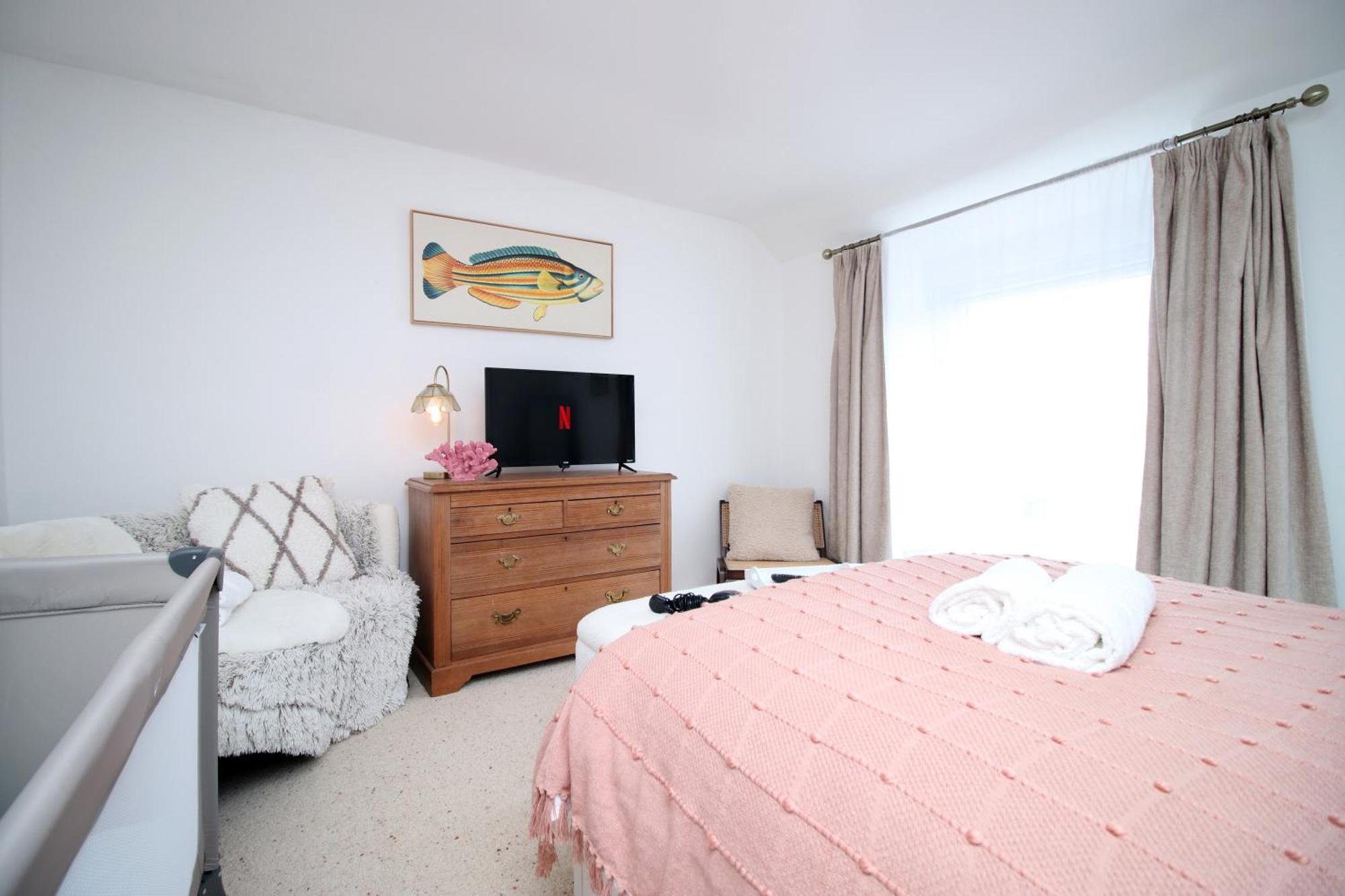 Little Gem In The Mumbles! Fishermans Cottage With Log Burner, Dog Friendly And Welcome Breakfast Hamper! 외부 사진