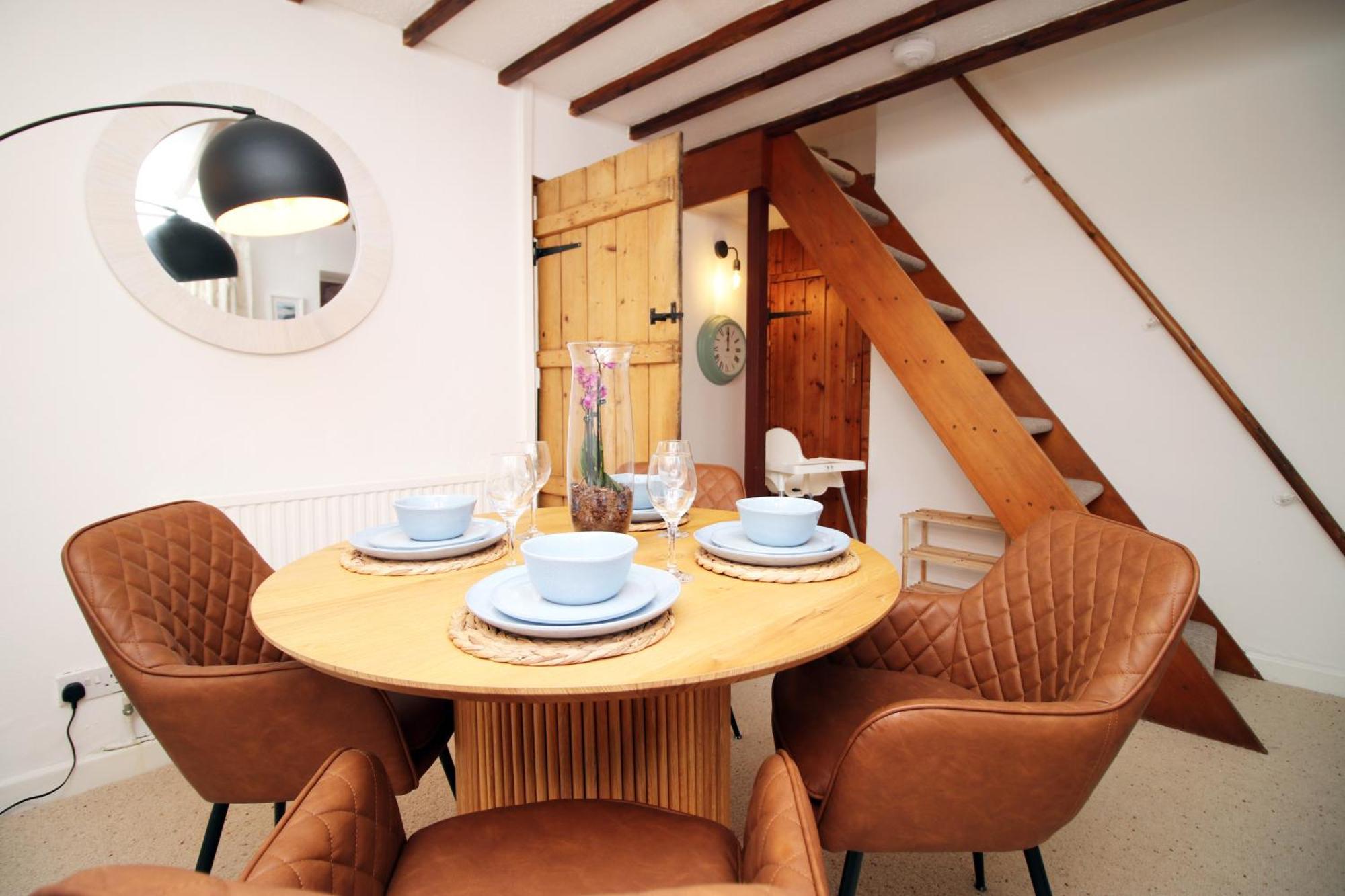 Little Gem In The Mumbles! Fishermans Cottage With Log Burner, Dog Friendly And Welcome Breakfast Hamper! 외부 사진
